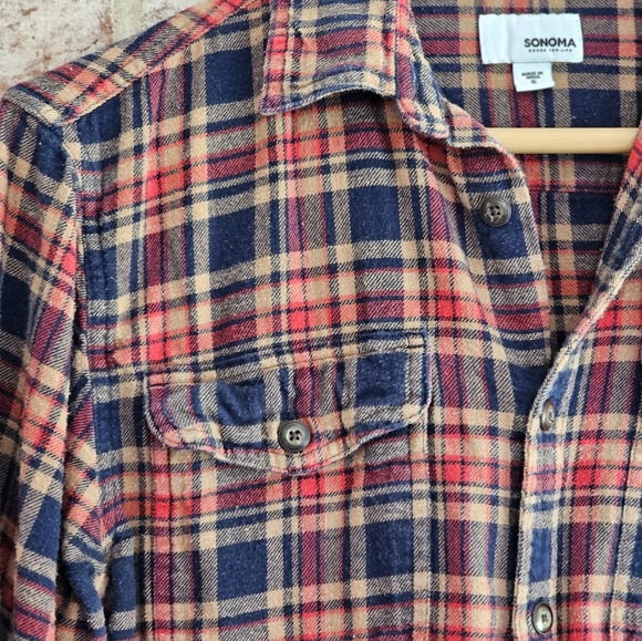 Men's Small Fall Color Button Up - Picture 6 of 6